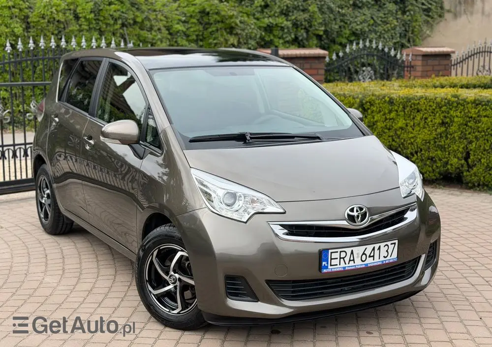 TOYOTA Verso S 1.33 Premium MS