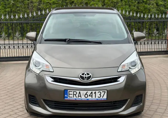 TOYOTA Verso S 1.33 Premium MS