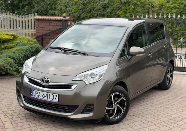 TOYOTA Verso S 1.33 Premium MS