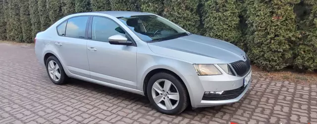 SKODA Octavia 2.0 TDI (143 KM)