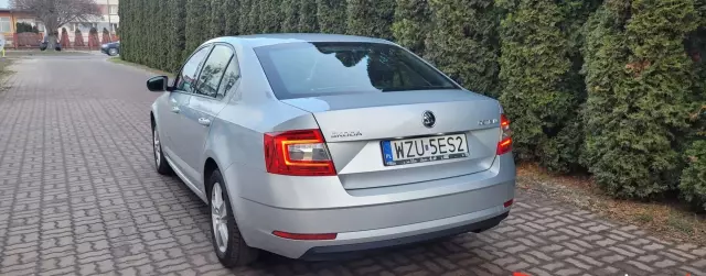 SKODA Octavia 2.0 TDI (143 KM)