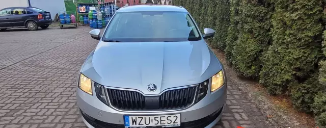 SKODA Octavia 2.0 TDI (143 KM)
