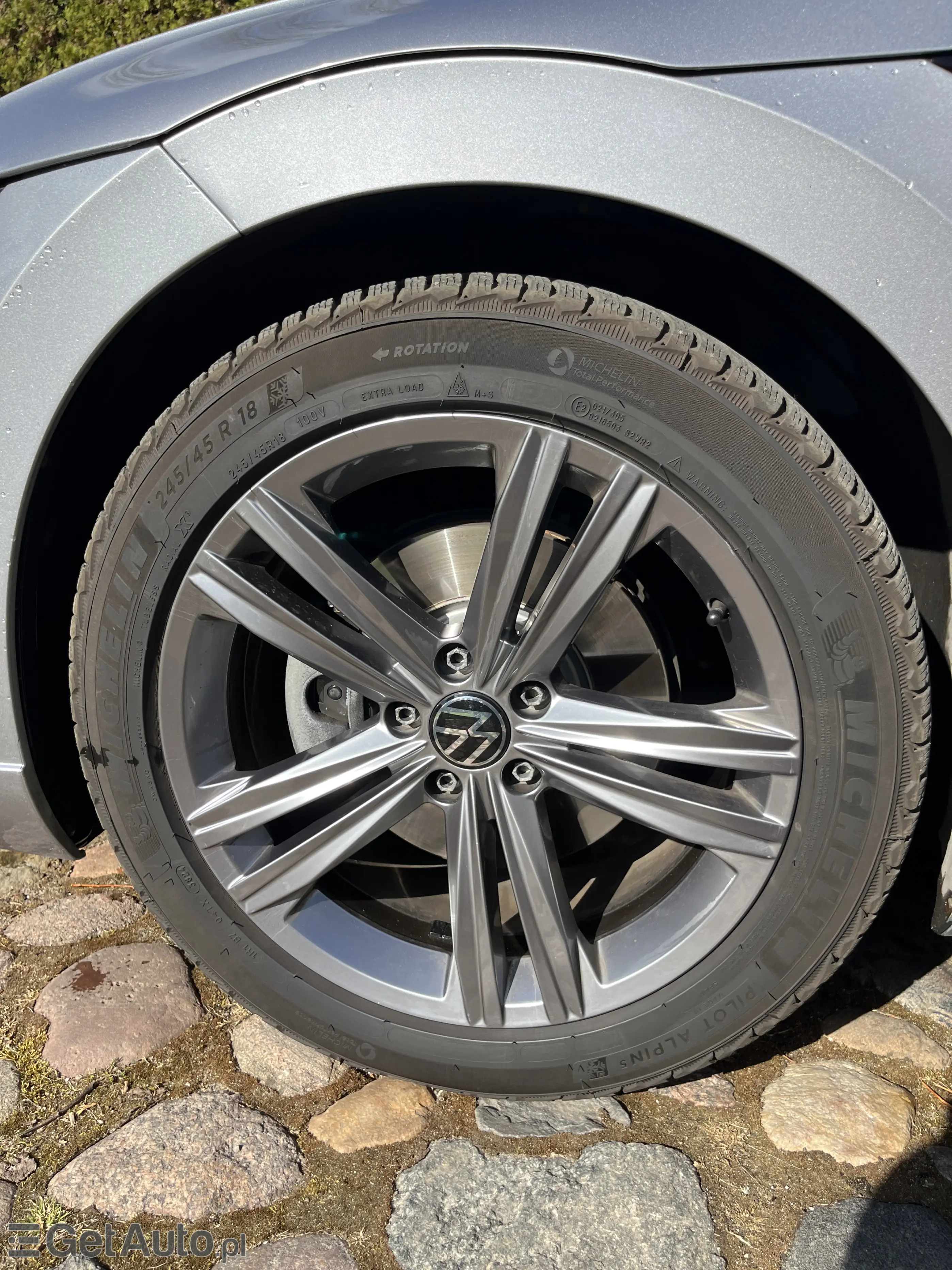 VOLKSWAGEN Arteon R-Line