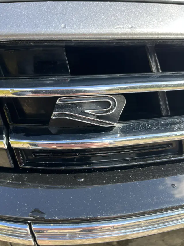 VOLKSWAGEN Arteon R-Line