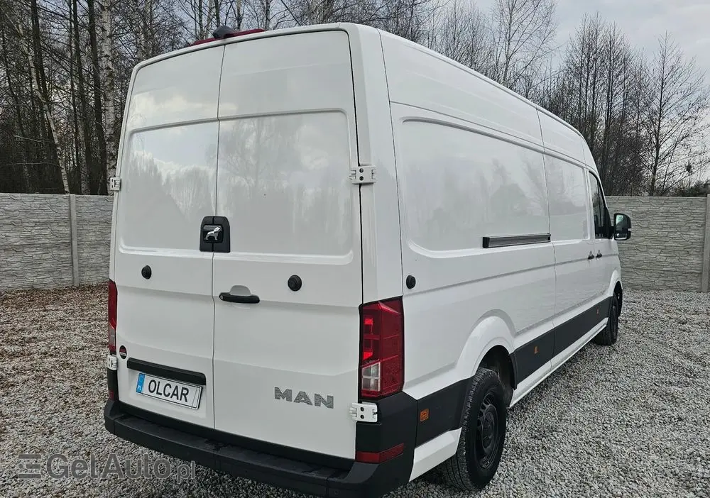 VOLKSWAGEN CRAFTER 