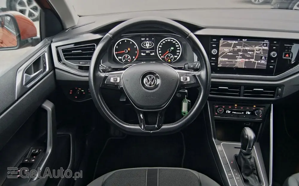 VOLKSWAGEN Polo 1.0 TSI R-Line DSG