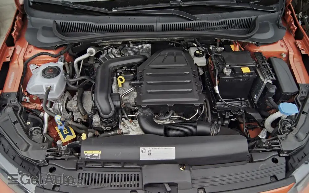 VOLKSWAGEN Polo 1.0 TSI R-Line DSG