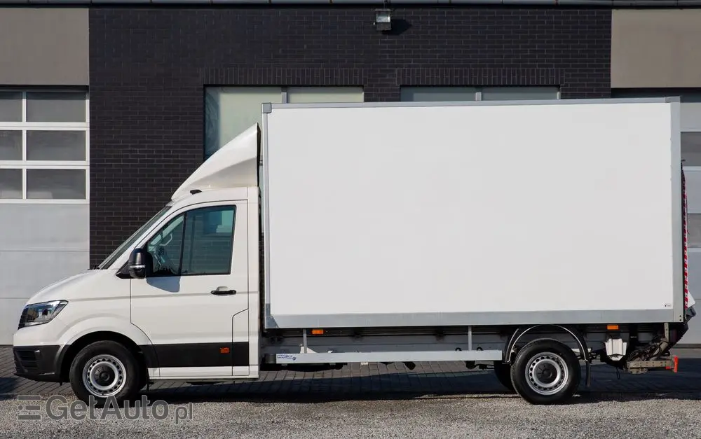 VOLKSWAGEN Crafter 177KM 8ep KONTENER + WINDA dHollandia 750kg + DRZWI BOCZNE 