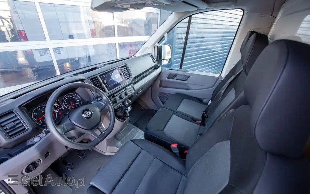 VOLKSWAGEN Crafter 177KM 8ep KONTENER + WINDA dHollandia 750kg + DRZWI BOCZNE 