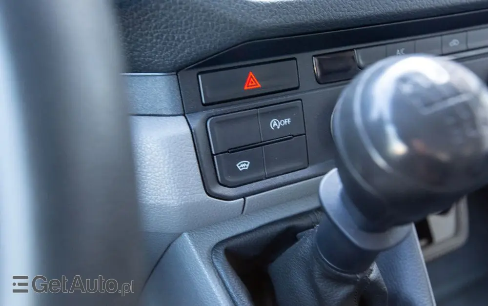 VOLKSWAGEN Crafter 177KM 8ep KONTENER + WINDA dHollandia 750kg + DRZWI BOCZNE 