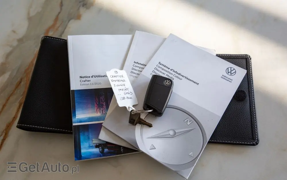 VOLKSWAGEN Crafter 177KM 8ep KONTENER + WINDA dHollandia 750kg + DRZWI BOCZNE 