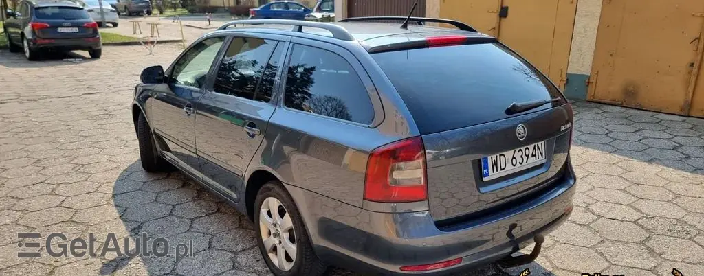 SKODA Octavia 