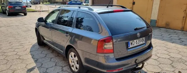 SKODA Octavia 