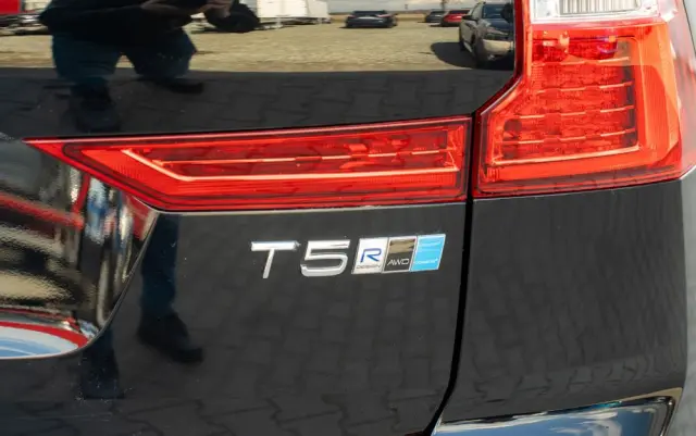 VOLVO XC 60 