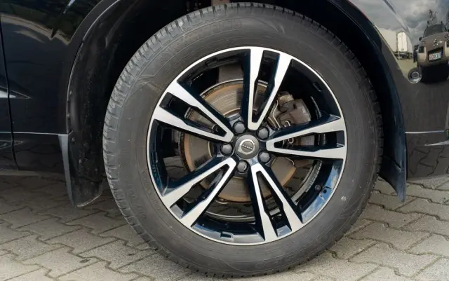 VOLVO XC 60 