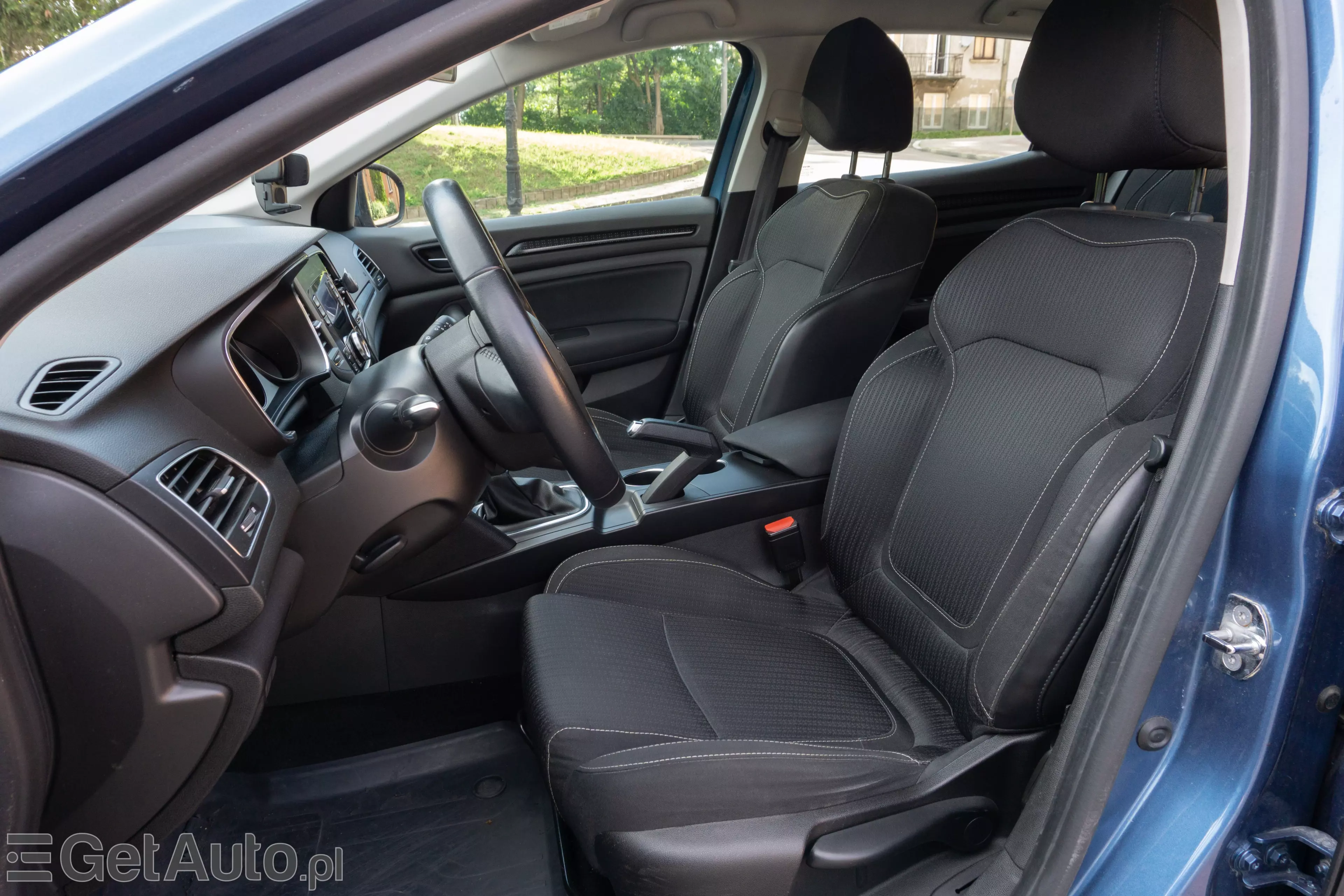 RENAULT Megane Zen Energy TCe 100