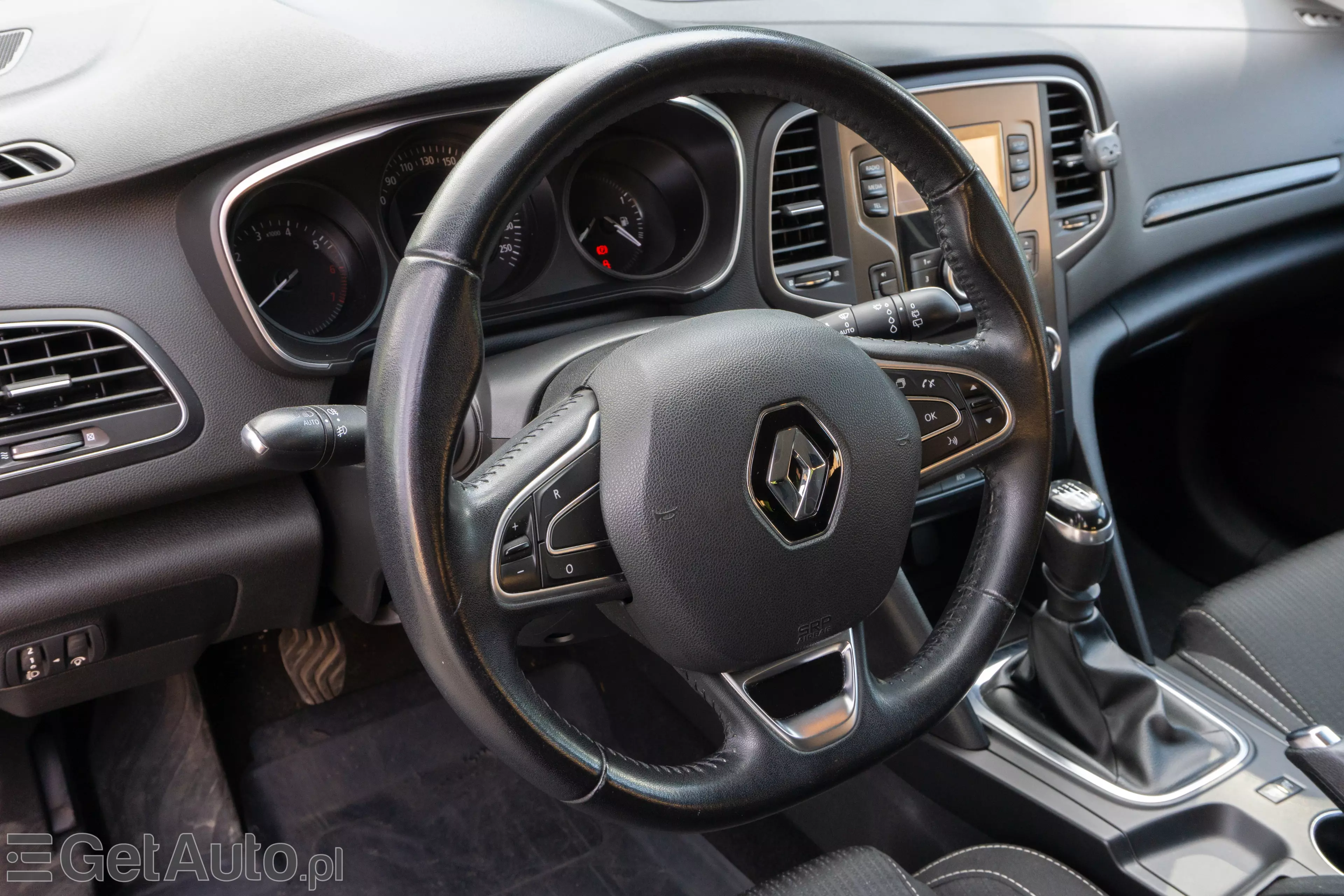 RENAULT Megane Zen Energy TCe 100