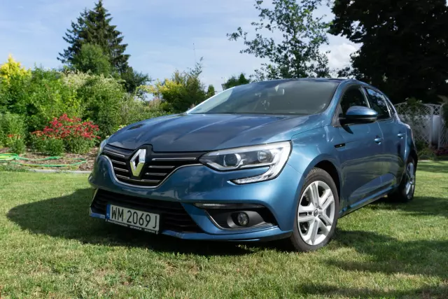 RENAULT Megane Zen Energy TCe 100