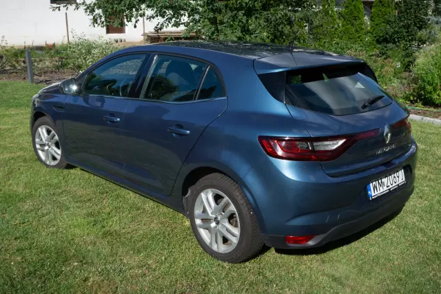 RENAULT Megane Zen Energy TCe 100