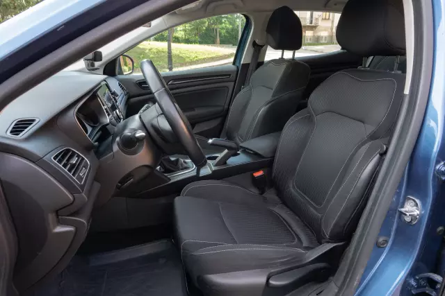 RENAULT Megane Zen Energy TCe 100