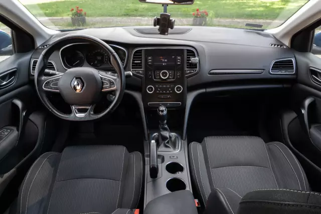 RENAULT Megane Zen Energy TCe 100