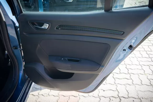 RENAULT Megane Zen Energy TCe 100