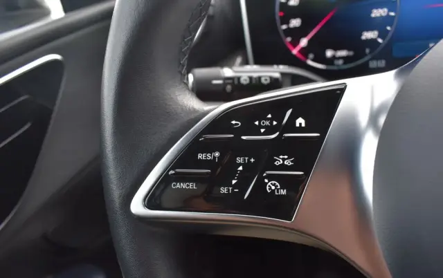 MERCEDES-BENZ GLC 300 de PHEV 4-Matic Avantgarde