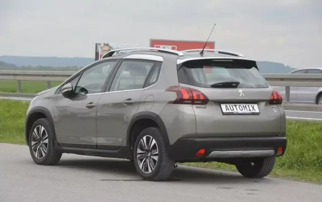 PEUGEOT 2008 1.2 Pure Tech Active EU6