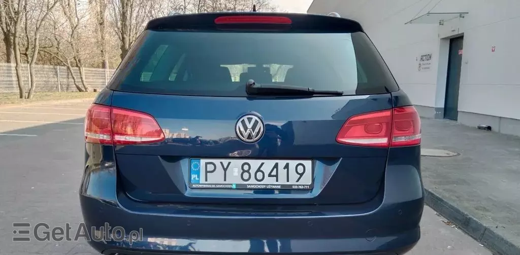 VOLKSWAGEN Passat 