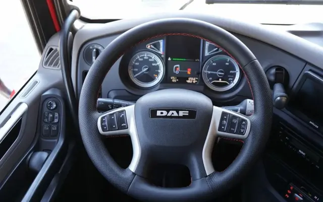 DAF XF 480 / LOW DECK / MEGA / REGULOWANE SIODŁO / 2021 / SSC / 