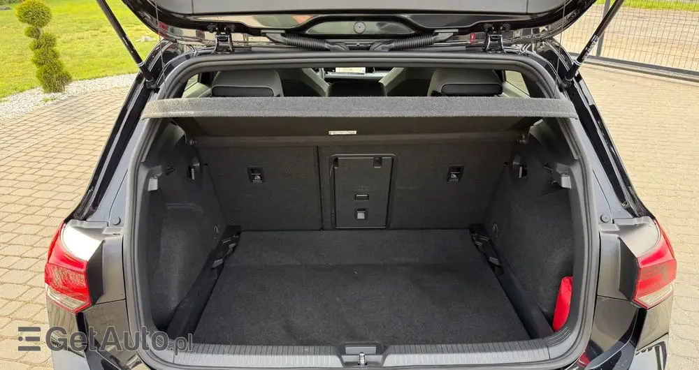 VOLKSWAGEN Golf 1.5 TSI OPF R-Line
