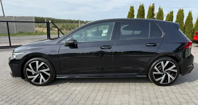 VOLKSWAGEN Golf 1.5 TSI OPF R-Line