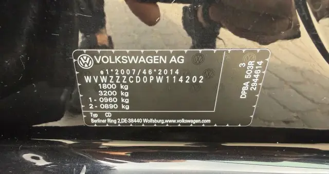 VOLKSWAGEN Golf 1.5 TSI OPF R-Line