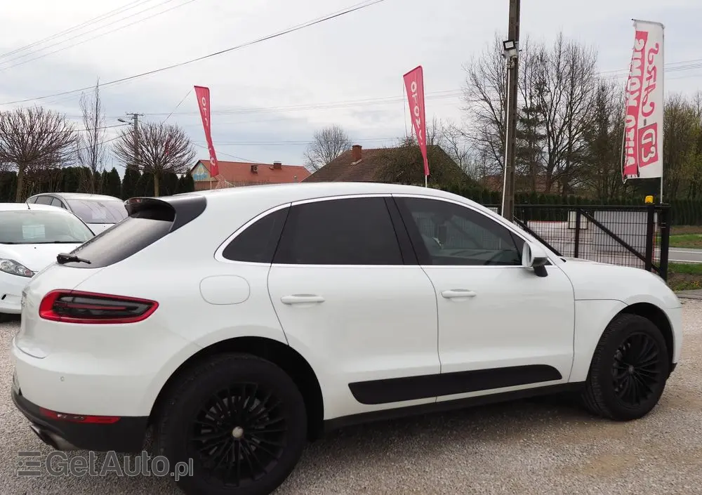 PORSCHE Macan S