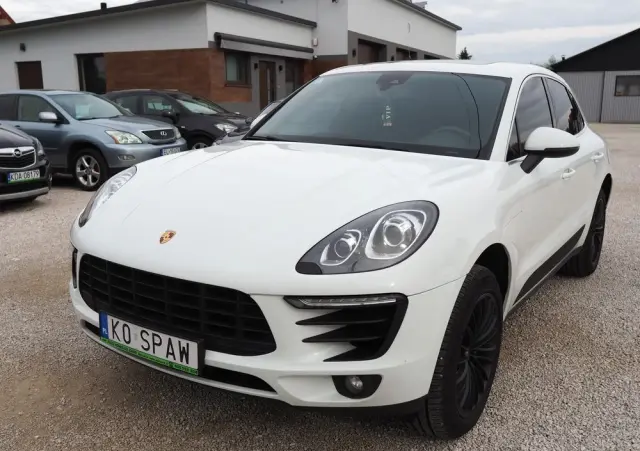 PORSCHE Macan S