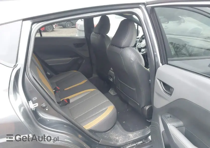 SUBARU Crosstrek 