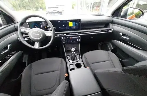 HYUNDAI Tucson 