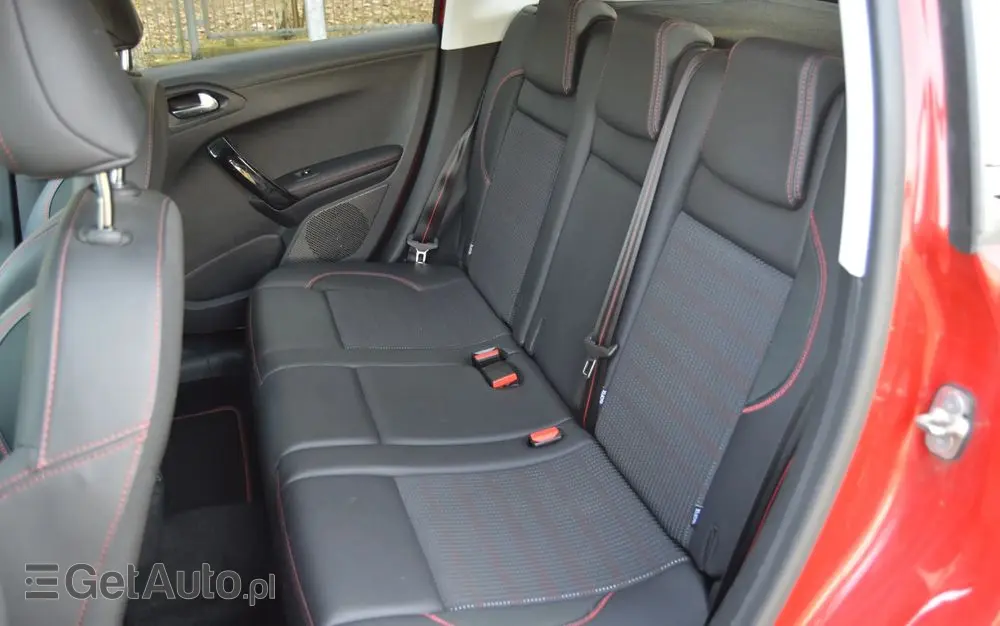 PEUGEOT 2008 PureTech 110 Stop&Start GT-Line Edition