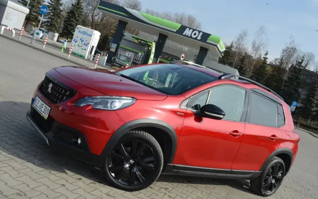 PEUGEOT 2008 PureTech 110 Stop&Start GT-Line Edition