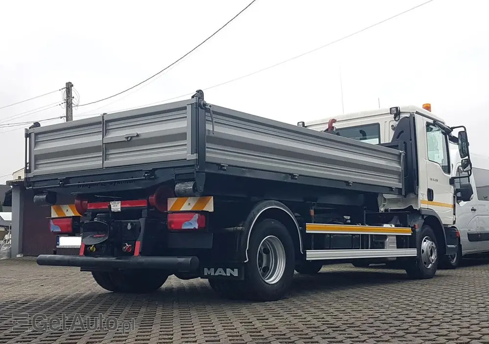 MAN TGL WYWROTKA KIPER HAKOWIEC 12.220 KLIMA 4x2 DO KONTENERÓW 