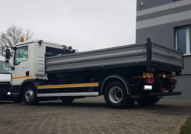 MAN TGL WYWROTKA KIPER HAKOWIEC 12.220 KLIMA 4x2 DO KONTENERÓW 
