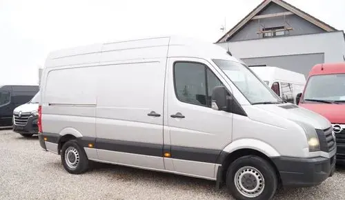 VOLKSWAGEN Crafter 