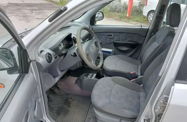 HYUNDAI Atos 1.1 i 12V (59 KM)