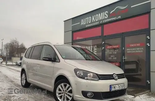 VOLKSWAGEN Touran 
