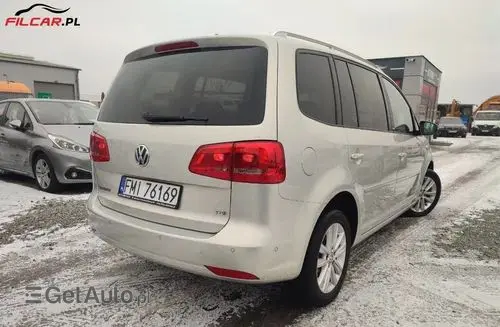 VOLKSWAGEN Touran 