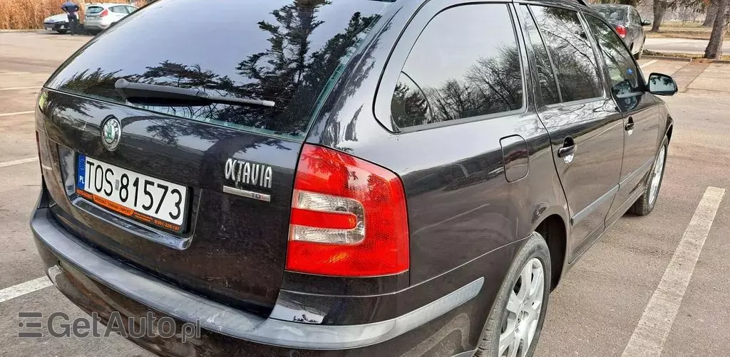 SKODA Octavia 