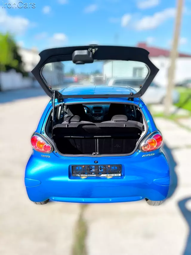TOYOTA Aygo Luna A/C MM