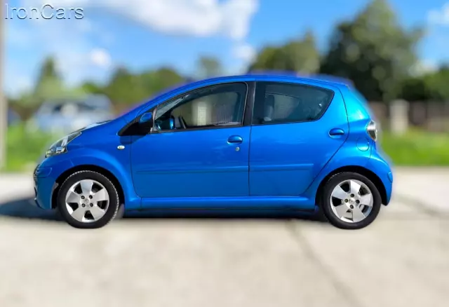 TOYOTA Aygo Luna A/C MM