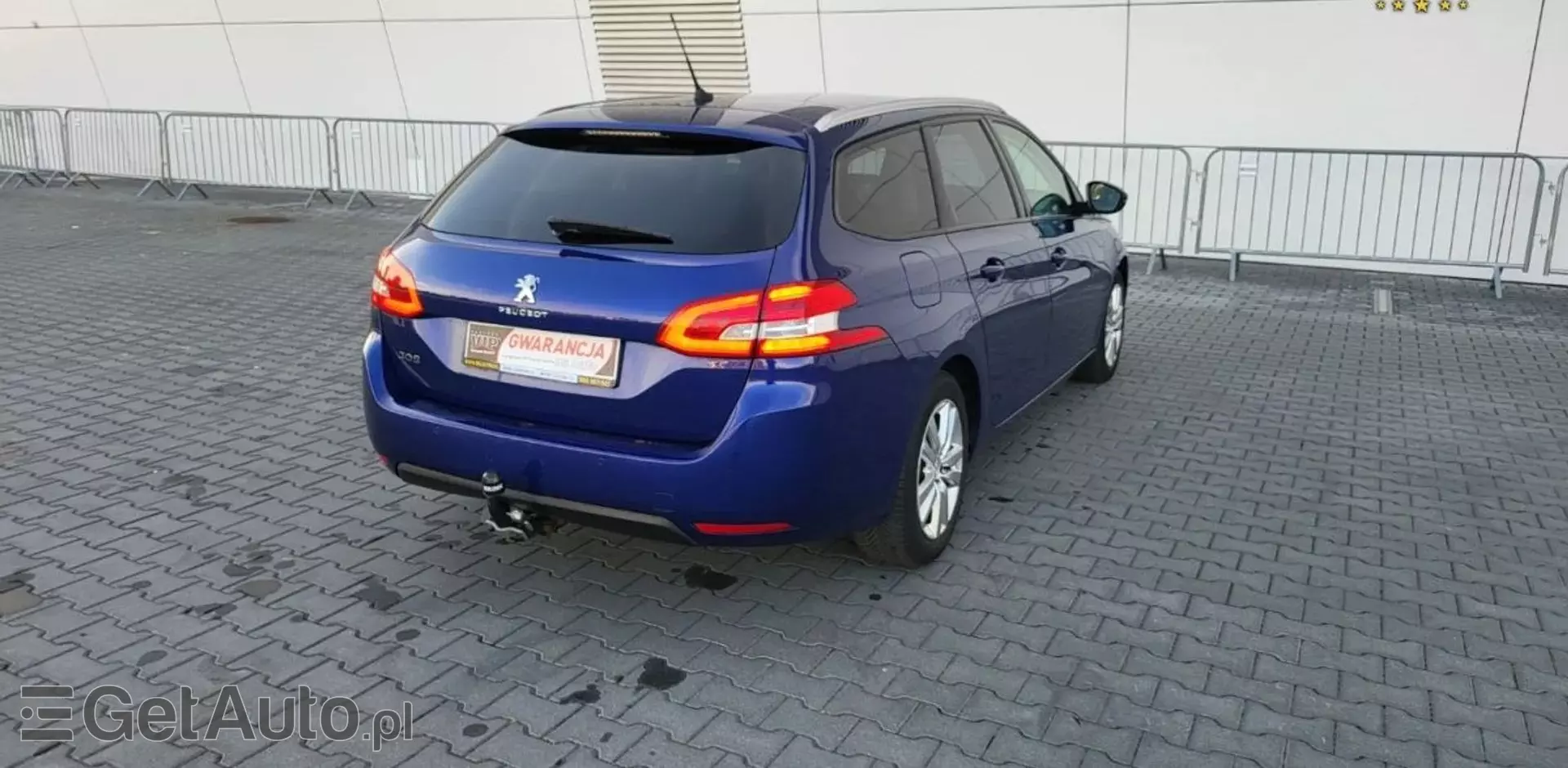 PEUGEOT 308 
