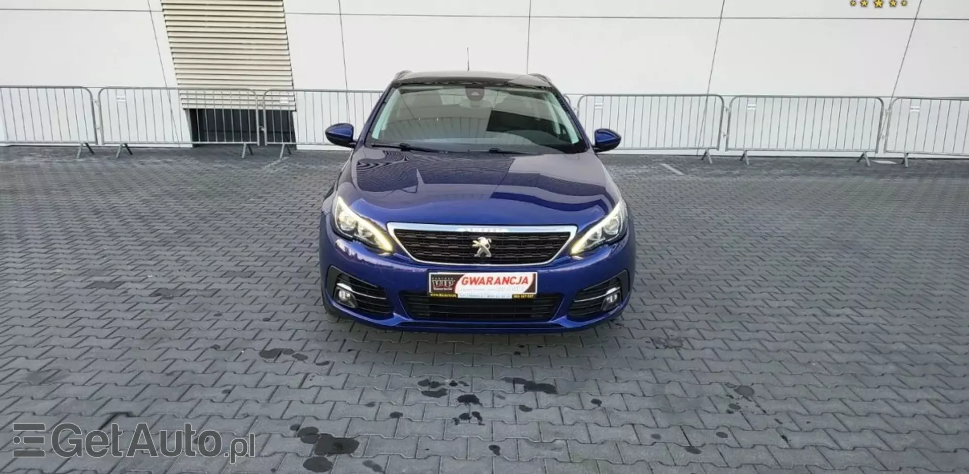 PEUGEOT 308 